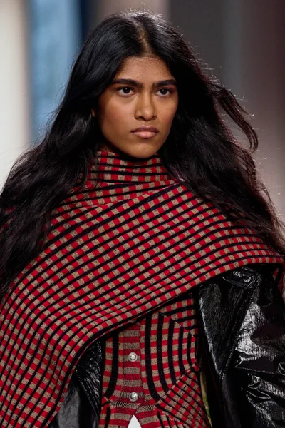 Look 31